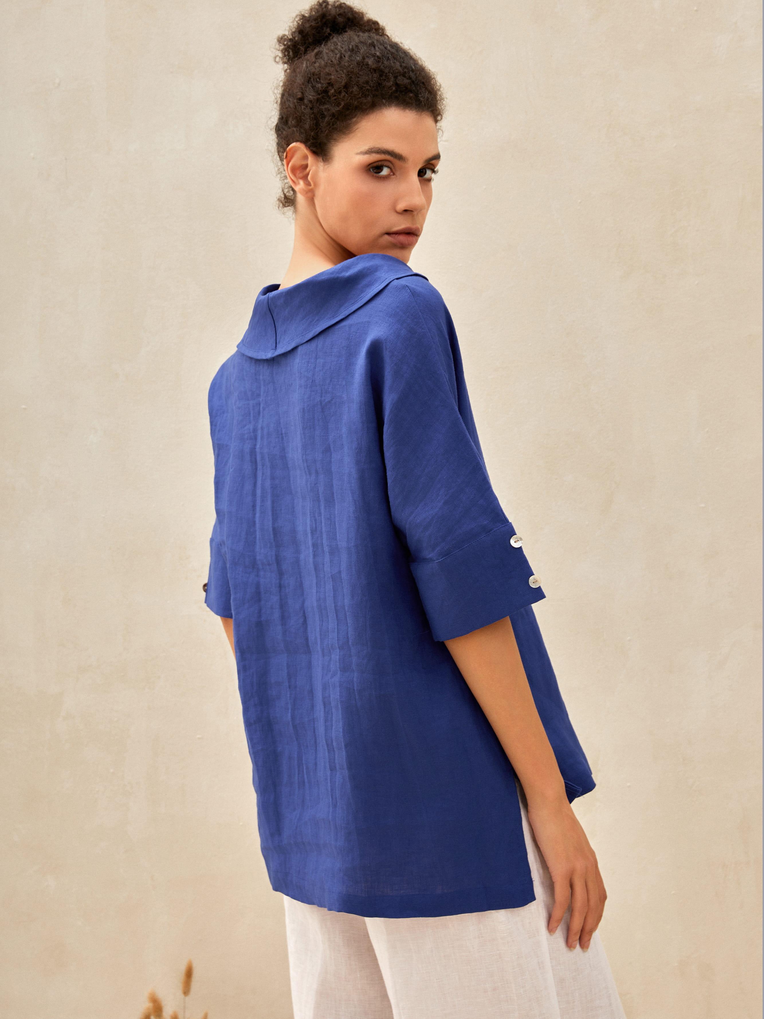 Chemise en lin aérée à col en V pour femmes | Haut d'été décontracté à manches courtes