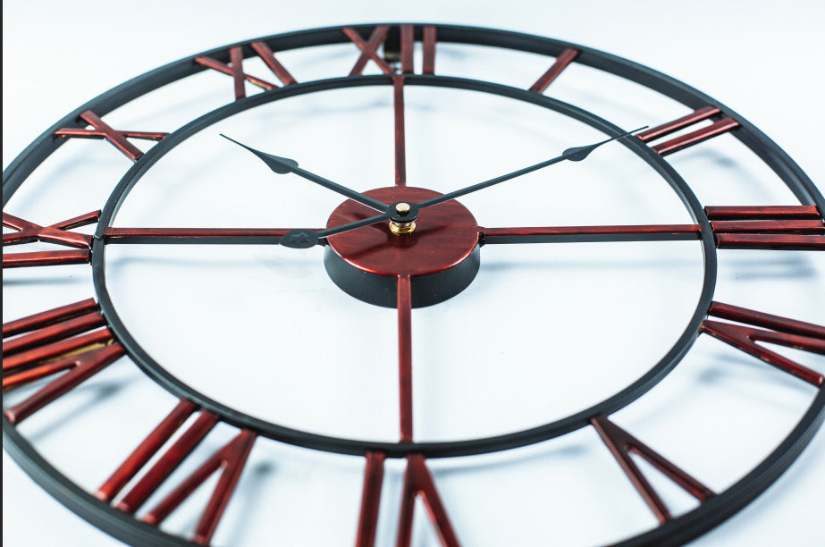 Vintagio Vægur – Stor Retro Vægklokke i Jern med Tidløst Vintage Design