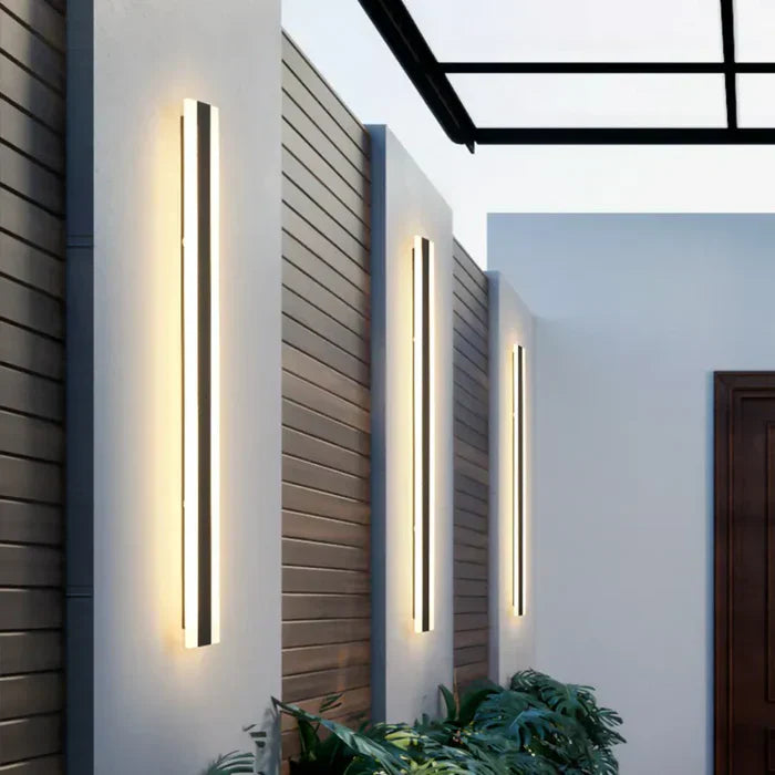 Outdoor Wall Light – Weatherproof Modern Exterior Lamp with Durable Metal Housing