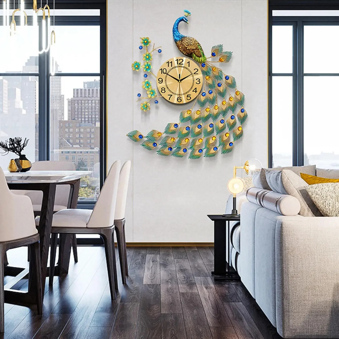 Vintura – Stor Påfuglevægur med Elegant Design