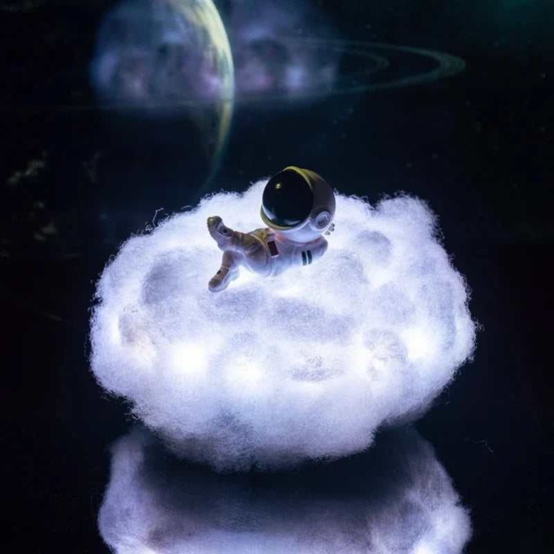 Astronaut Cloud Light 0