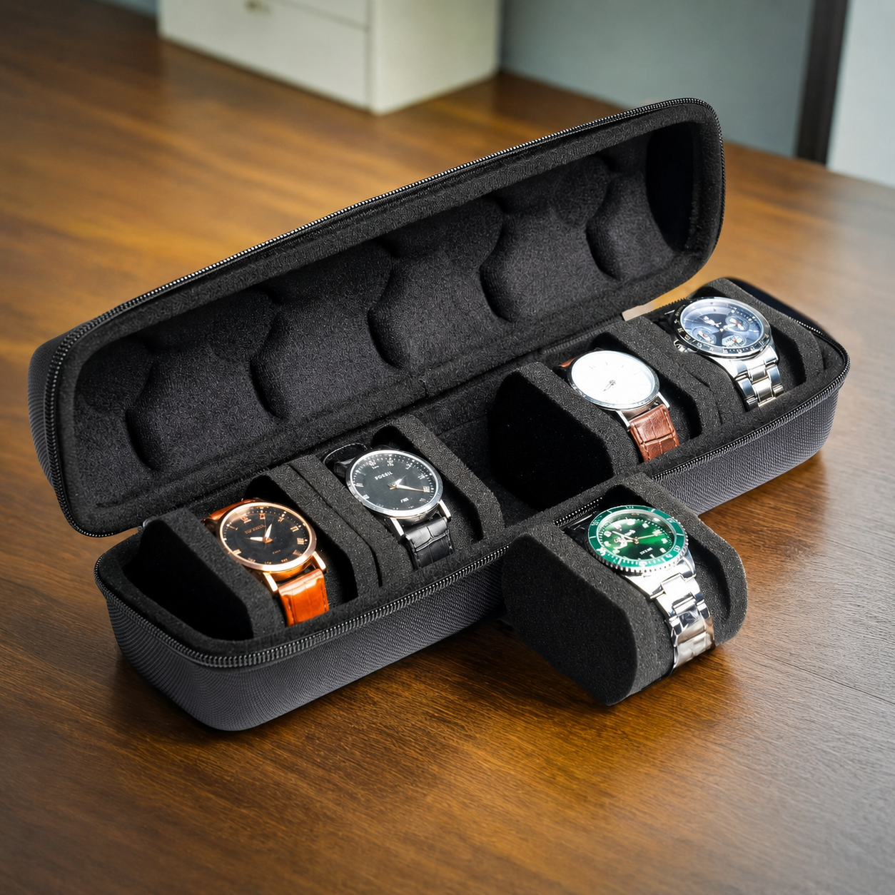 Travel Watch Case – 5-Slot Hard Shell Organizer with Soft Cushions