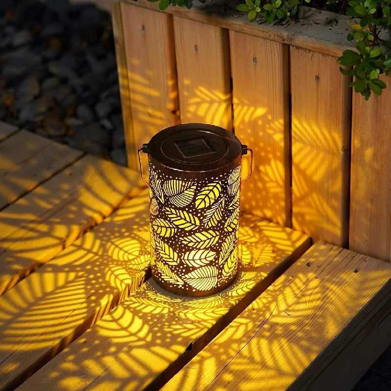 Luminous Leaf Lantern – Solcelle Dekorativ Bladlampe til Have og Terrassebelysning