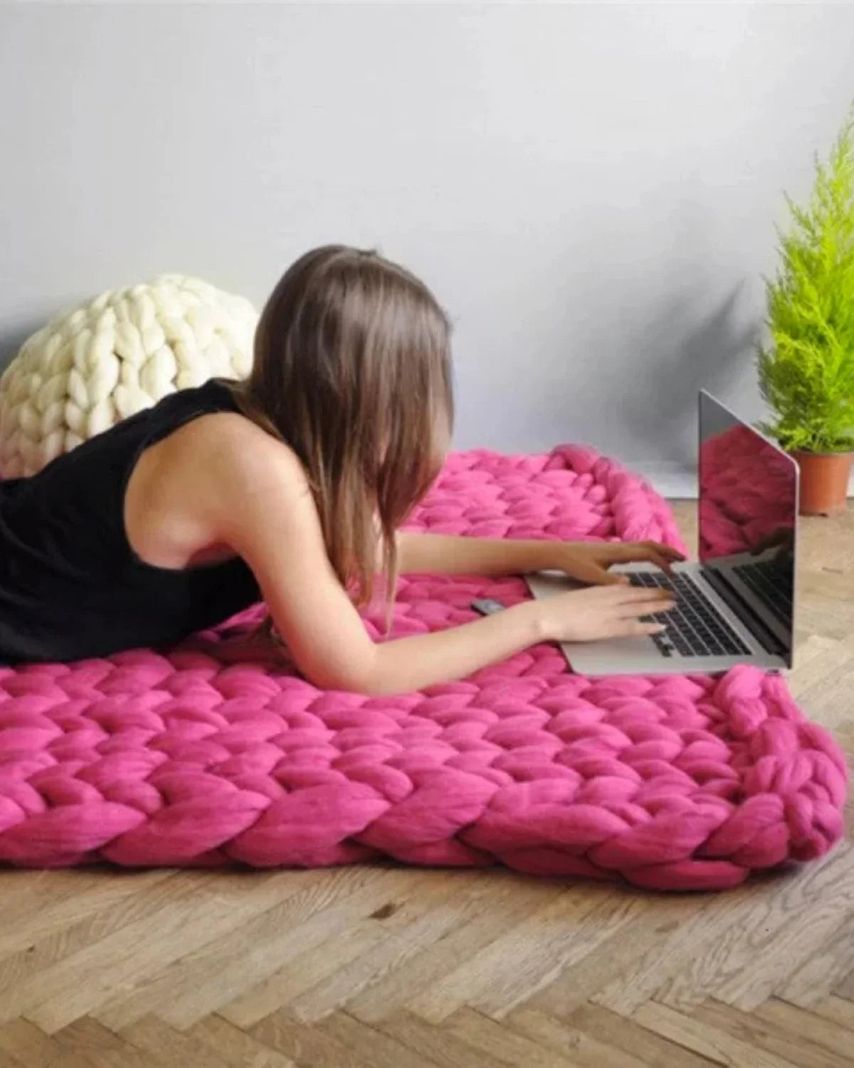 Chunky knit throw blanket