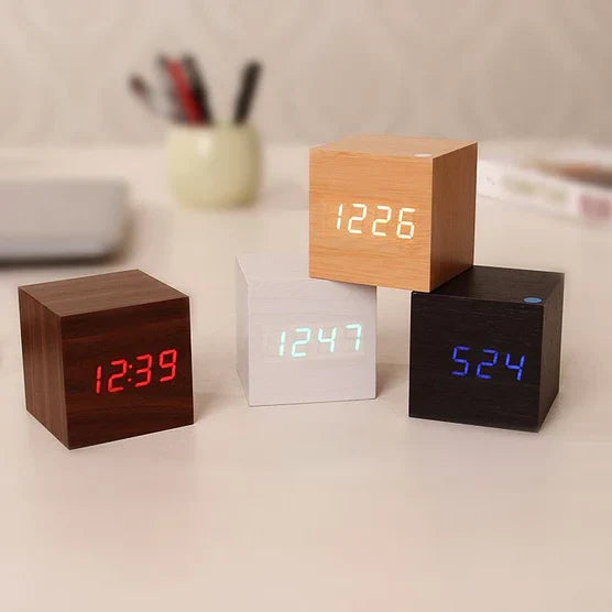 Kalsten | Modern Digital Wood Clock 1