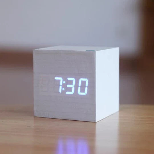 Kalsten | Modern Digital Wood Clock 3