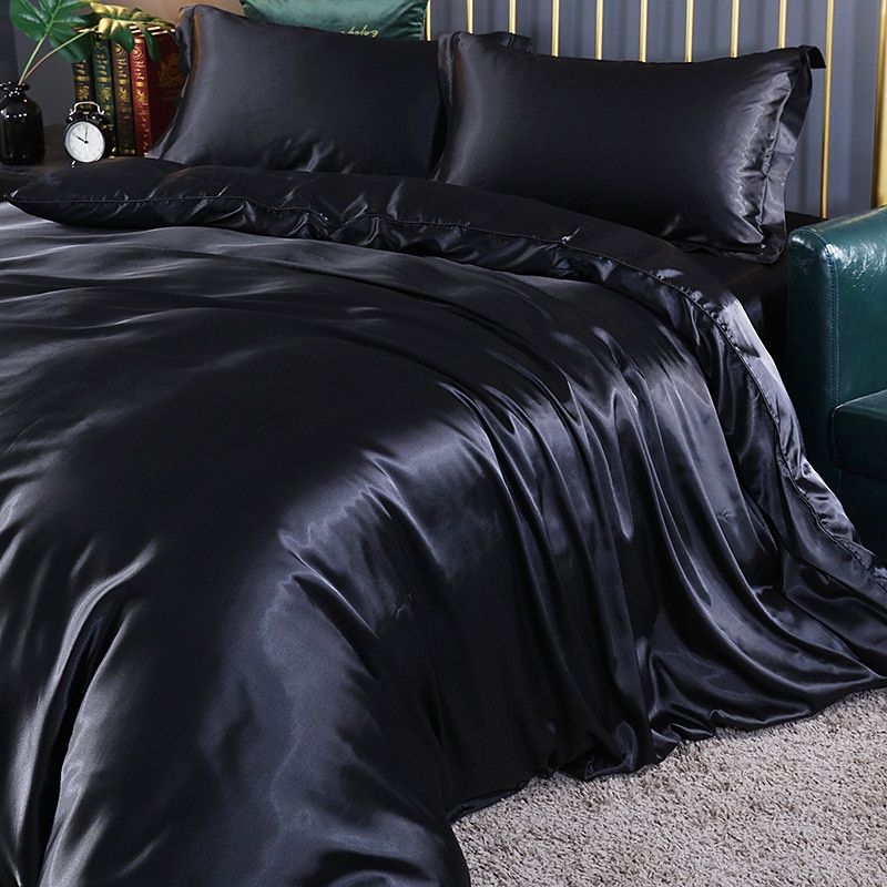 Luxury Silk/Satin Bedding Set (4-Piece) - SilkSleep 2
