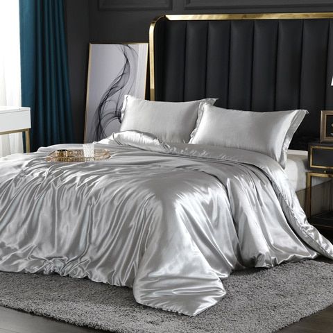 Luxury Silk/Satin Bedding Set (4-Piece) - SilkSleep 3