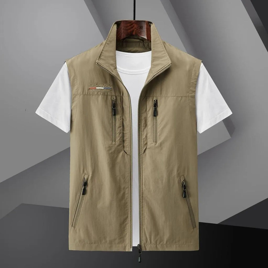 Men's Lightweight Outdoor Vest with Multiple Pockets for Warm Weather Activities 3