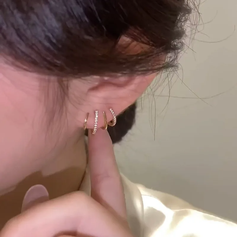 Niki | Women’s Twist Earrings | Lightweight Statement Jewelry | Hypoallergenic Finish 2