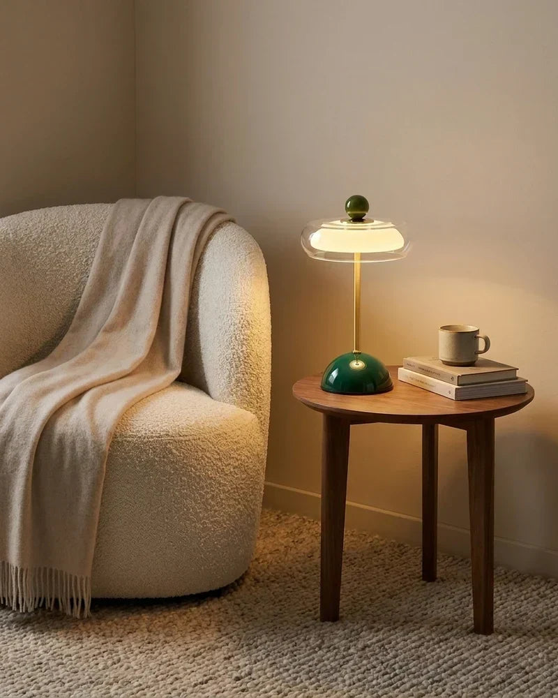 Cordless table lamp