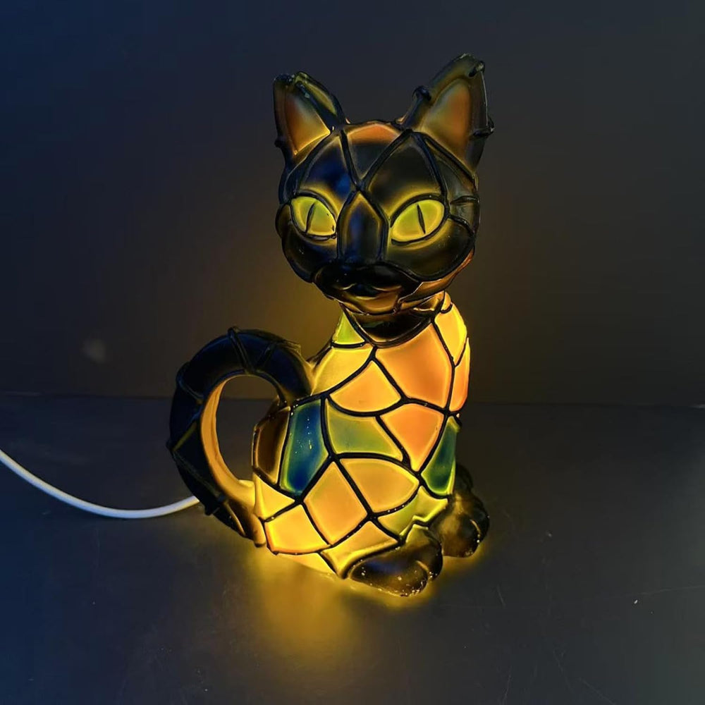 Resin Cat Lamp Tiffany Style Figurine Warm Glow Table Lamp 1