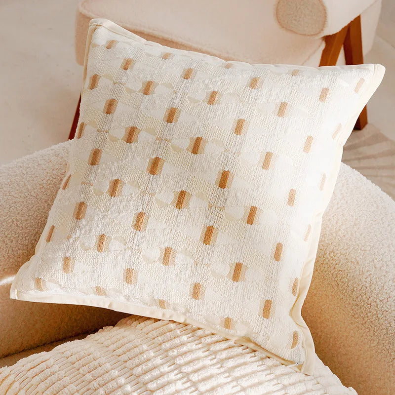 Nordura – Brun Boho Pyntepudebetræk med Tuftede Detaljer & Skjult Lynlås