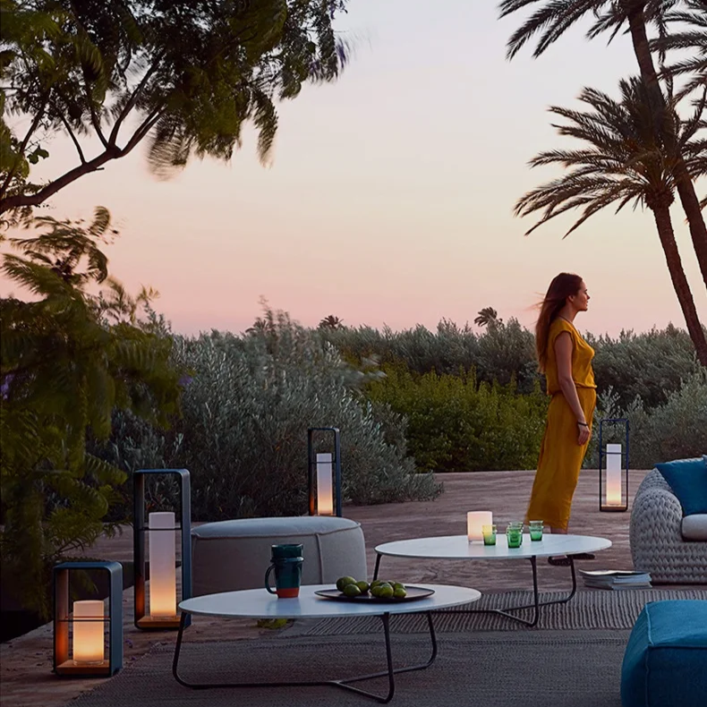 SunLuxe Solterrasselampe – Vandtæt LED Udendørslampe med Skumringssensor