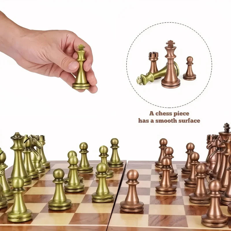 Jeu d’Échecs de Luxe – Pièces en Bronze Ancien avec Plateau Pliable en Bois Massif