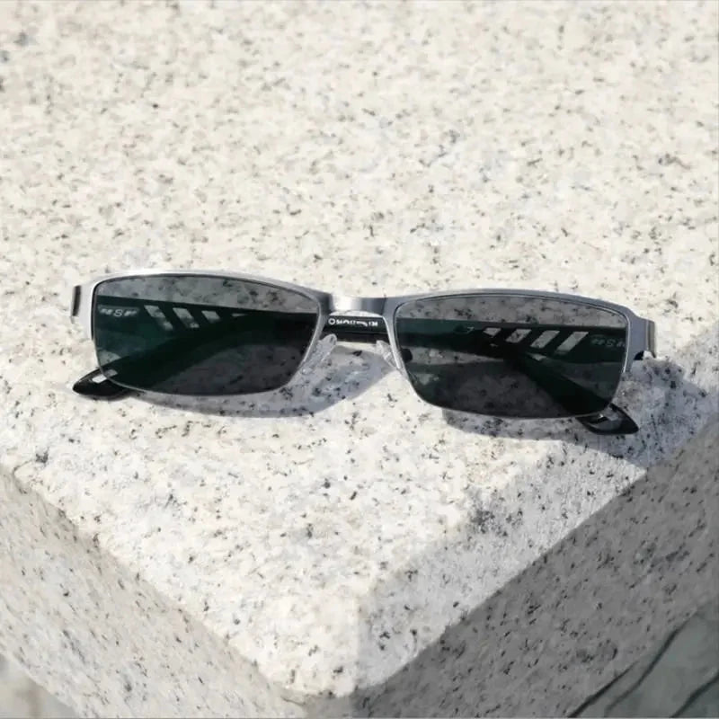 Ultra-light Multifocal Self-Tinting Reading Glasses with Blue Light Filter 2