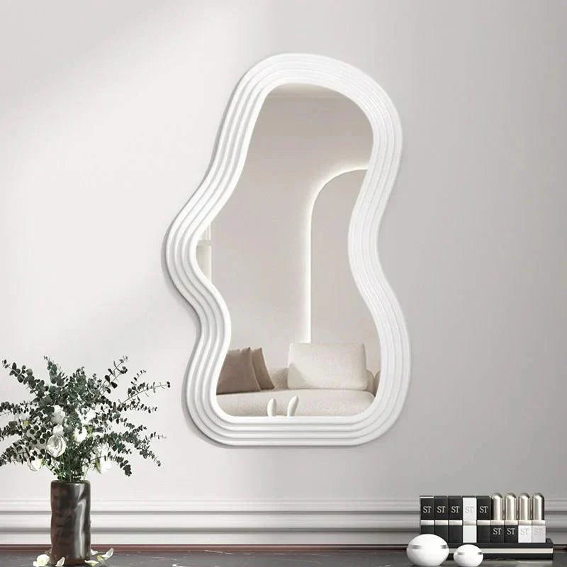 Cloud-Shaped Mirror – Creative Modern Design for Fresh & Decorative Interior Styling