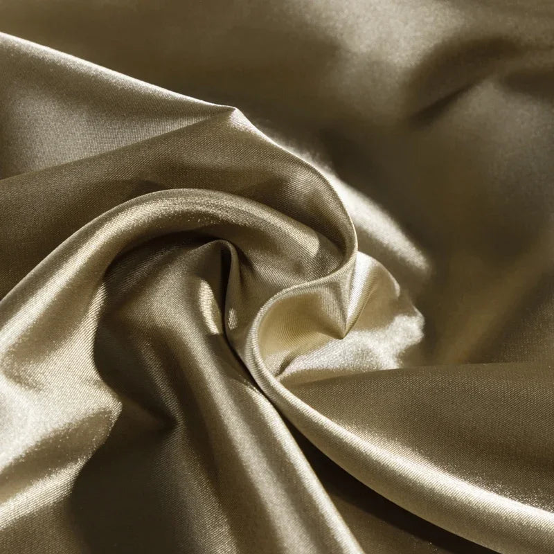 NordSilk – Nordisk Silkepudebetræk for Glat Hår & Kølig Søvn