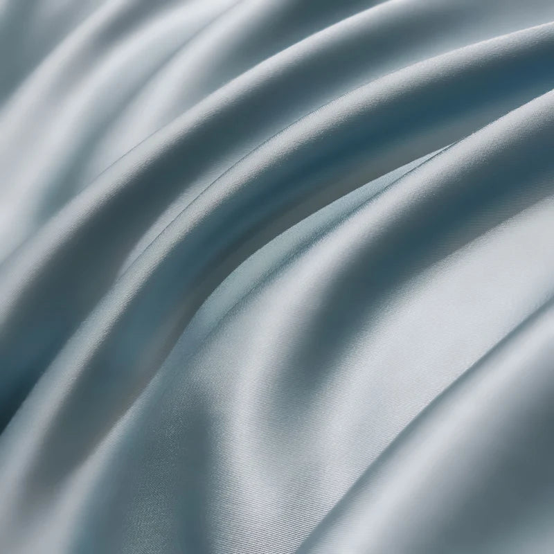 LunaWeave – Silkedyne Betræk i Mulberry Silke for Kølig og Luksuriøs Søvn