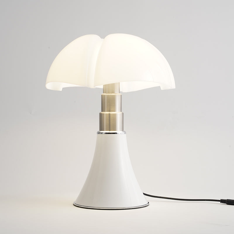 ClassicGlow – LED Bordlampe med Varm Stemningsbelysning