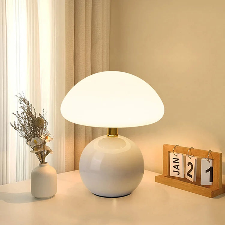 CremeLuxe – Fransk Mushroom Bordlampe med Blød Ambient Belysning