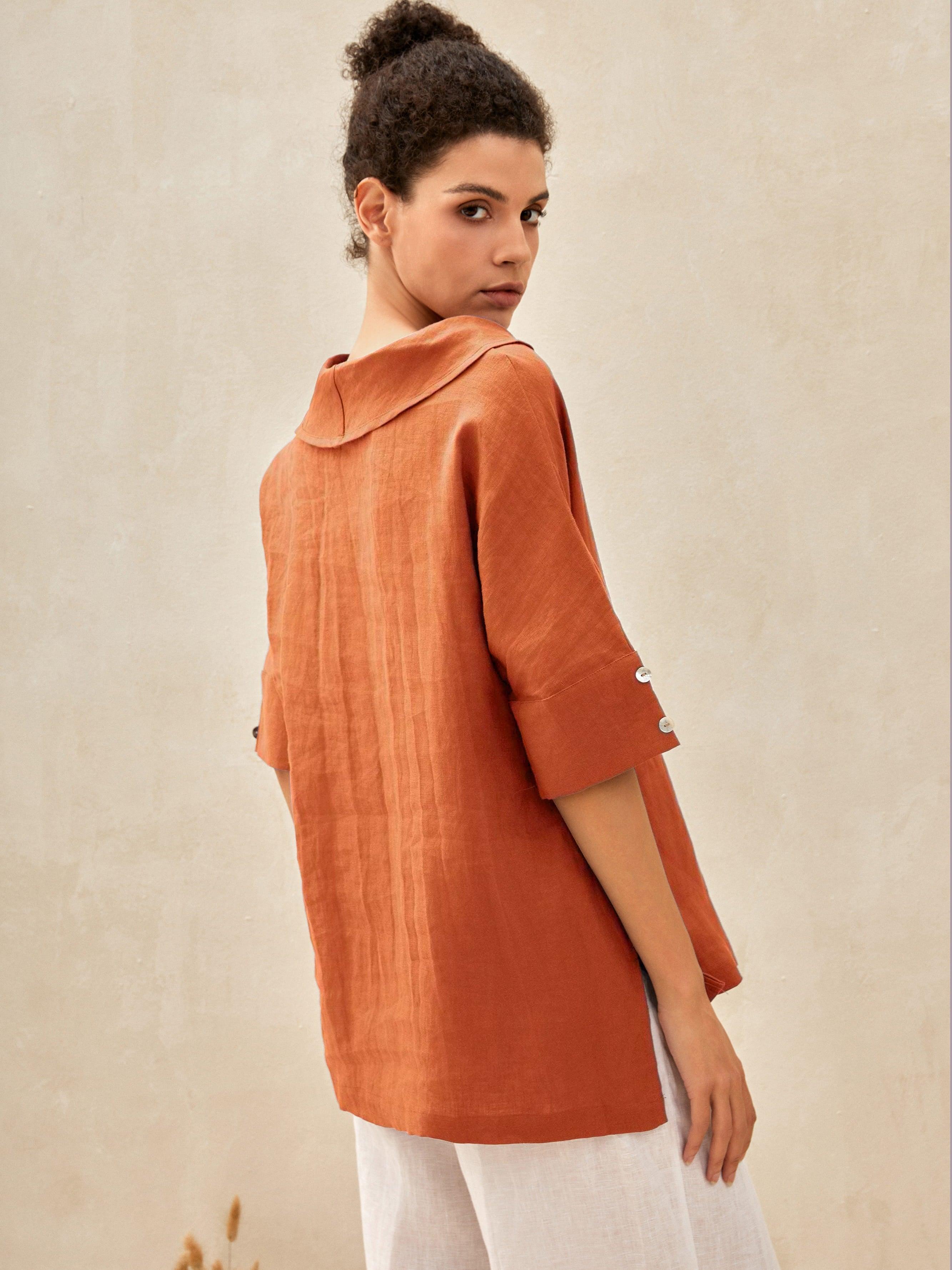 Chemise en lin aérée à col en V pour femmes | Haut d'été décontracté à manches courtes