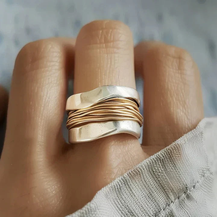 Silver Ring – Elegant Textured Design with Refined Metallic Accents