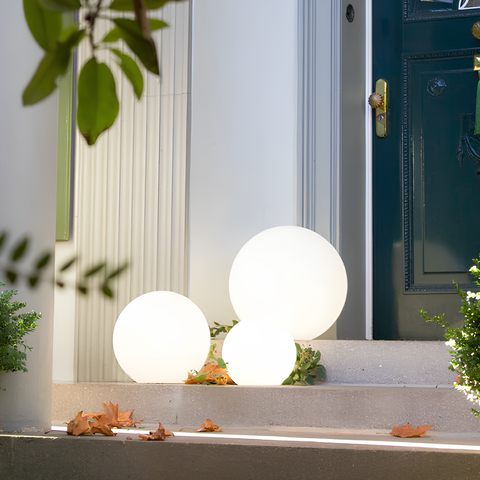 SolarAura – Udendørs Solcelle Kuglelampe til Have med Varm LED-lys