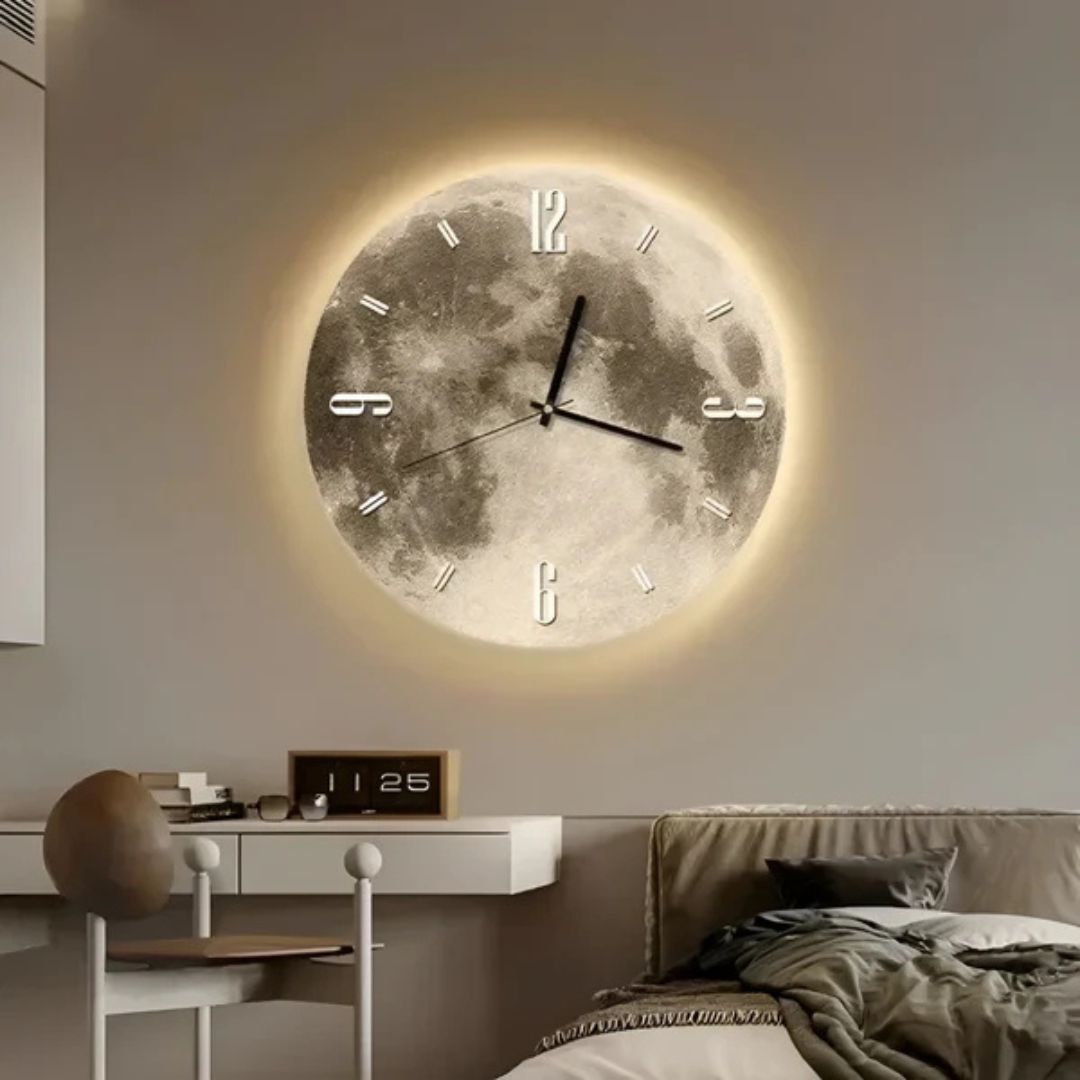 Moon – Stor Dekorativ Vægur med måne-design og Stilrent Kvartsurværk