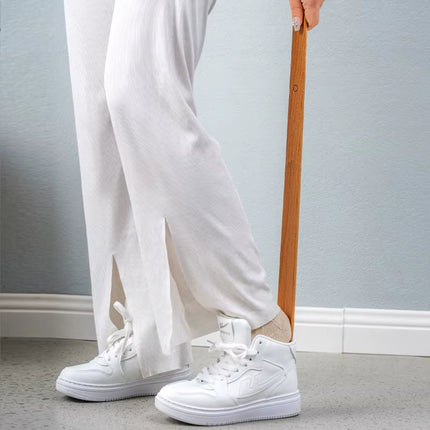 20-Inch Long Handled Shoehorn - Premium Beech Wood with Magnetic Wall Mount 3