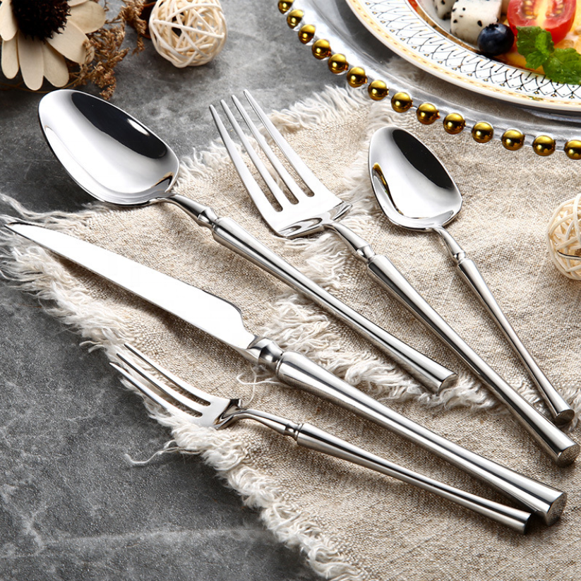 24-Piece Stainless Steel Cutlery Set - PureSet 3