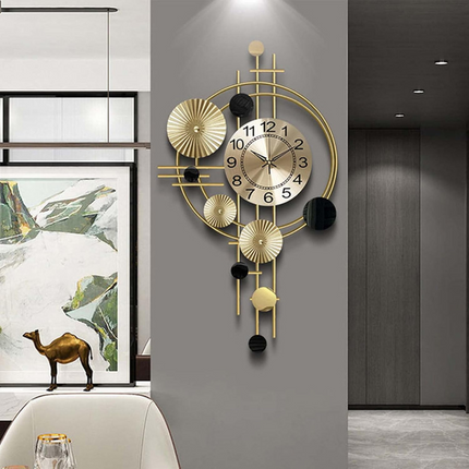 Wall Clock – Modern Metal Design with Silent Movement & Elegant Decorative Appeal