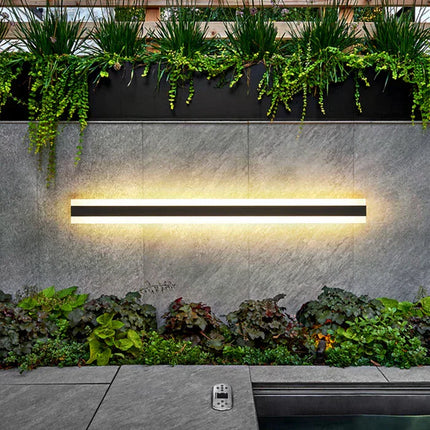 Outdoor Wall Light – Weatherproof Modern Exterior Lamp with Durable Metal Housing