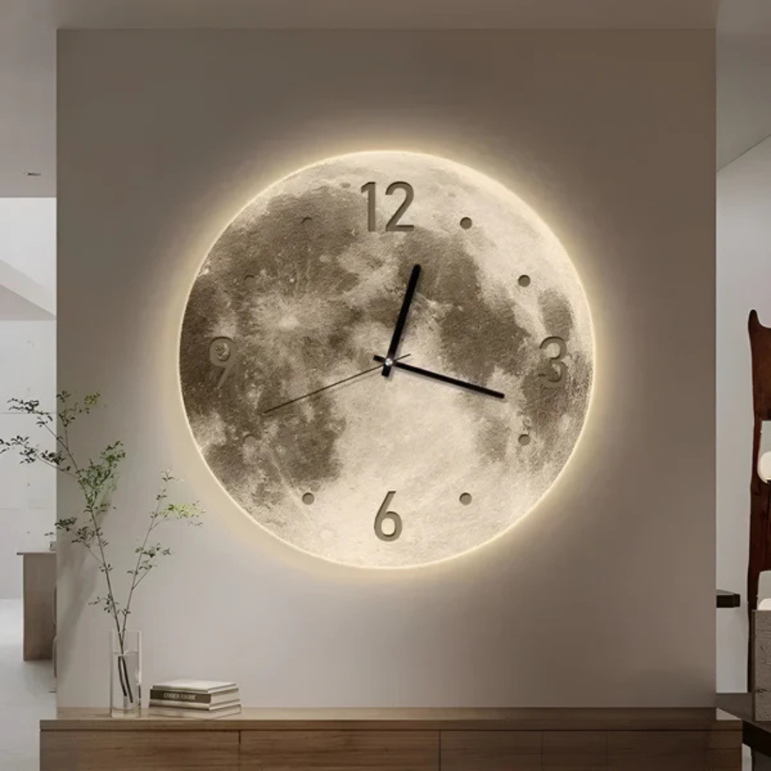 Moon – Stor Dekorativ Vægur med måne-design og Stilrent Kvartsurværk