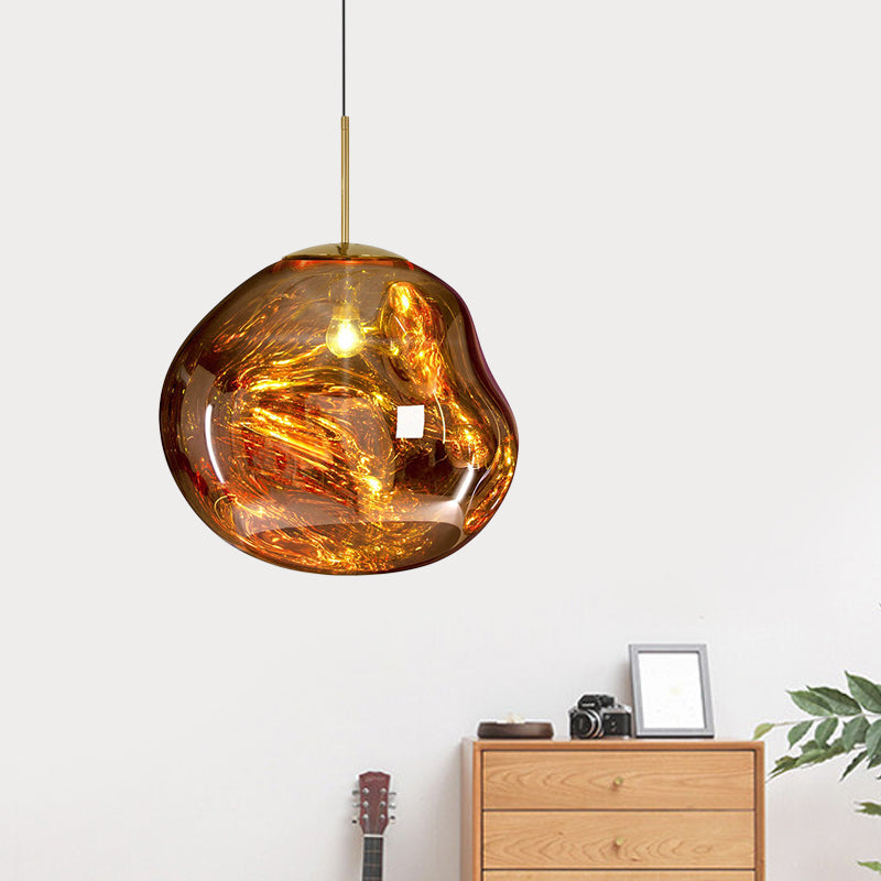 Suspension en verre LunaLux avec élégance moderne et éclairage d’ambiance chaleureux pour les salles à manger