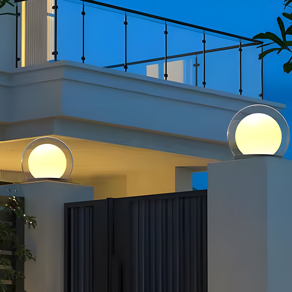 LumaGlow – Udendørs Pullertlampe med Vejrbestandigt Design og Blødt LED-lys