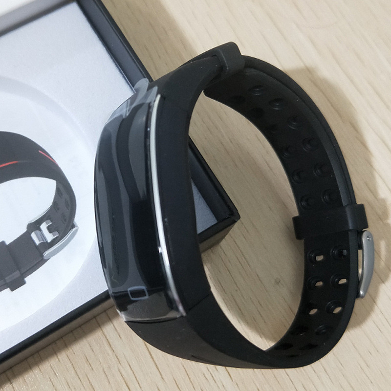 SmartFit Compact Bluetooth Smartwatch for Daily Health Tracking and Modern Active Lifestyle
