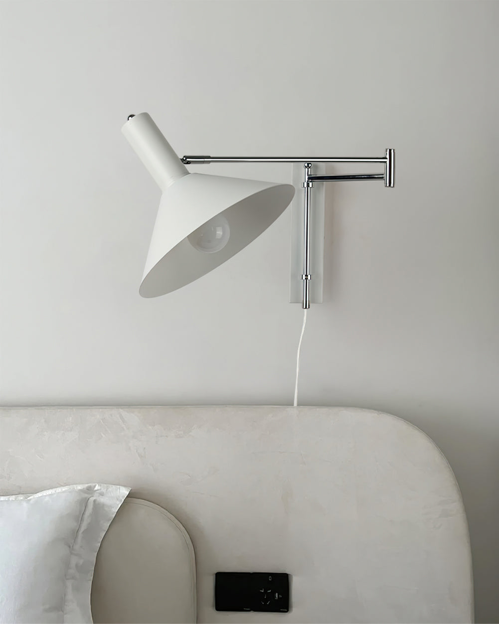 Anvia – Minimalistisk Væglampe med Justerbar arm til Soveværelse og Stue