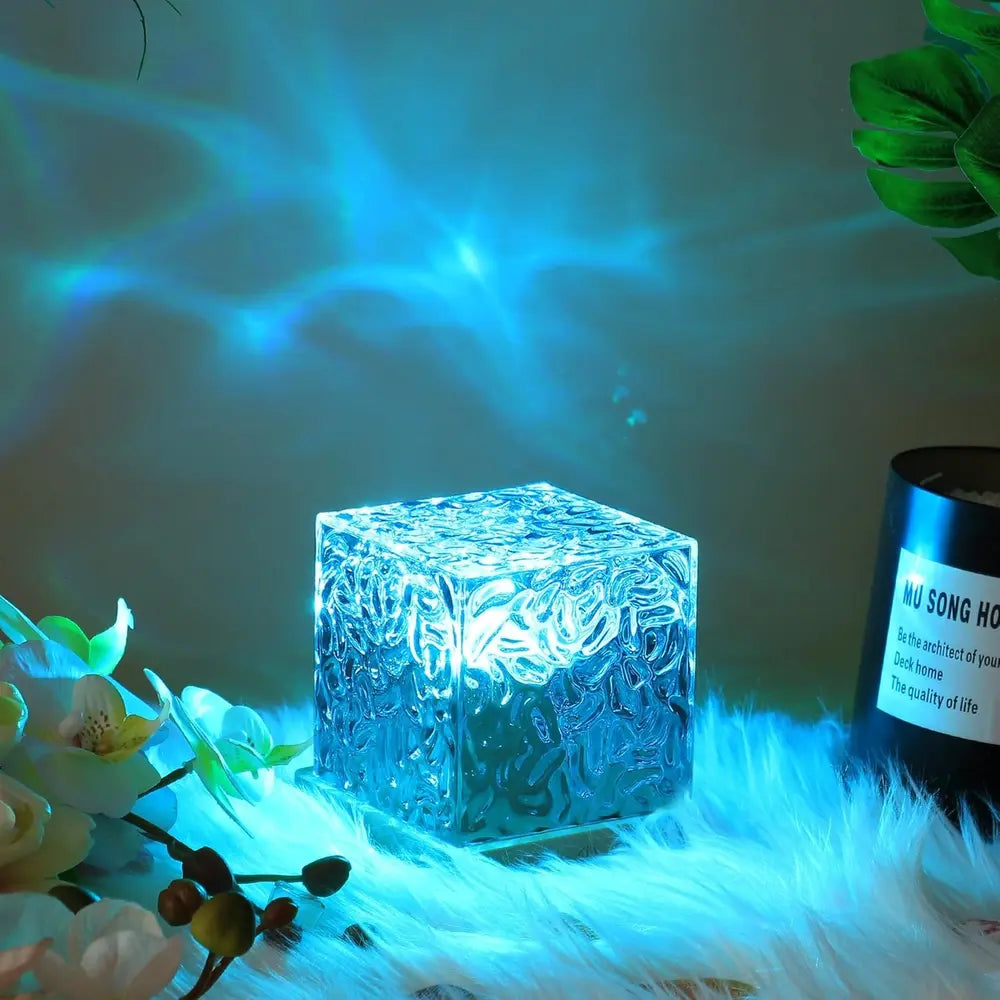 Aurora™ Northern Lights Cube 5