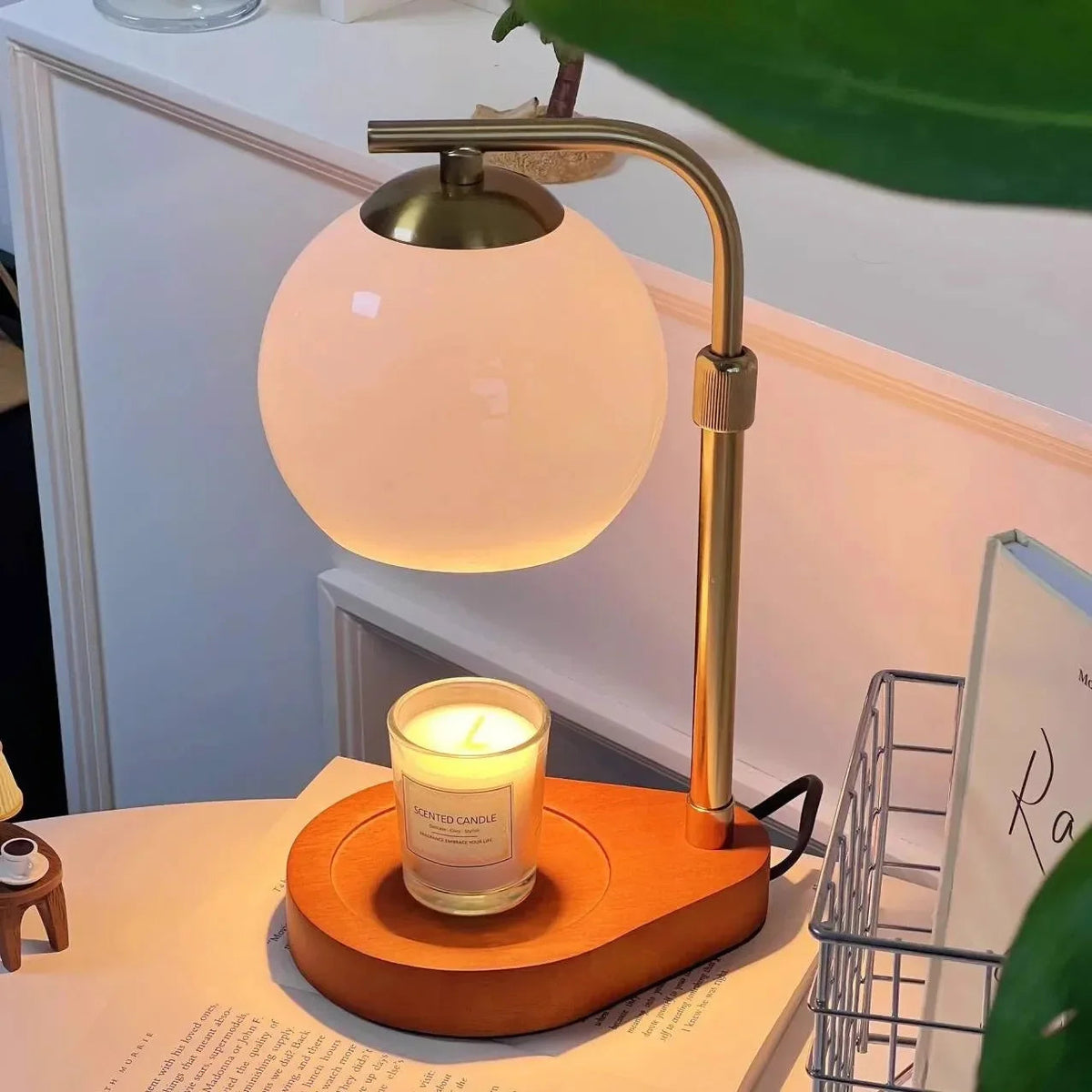 Candle Warmer Lamp – Elegant Design with Warm Ambient Light for Cozy Spaces 4