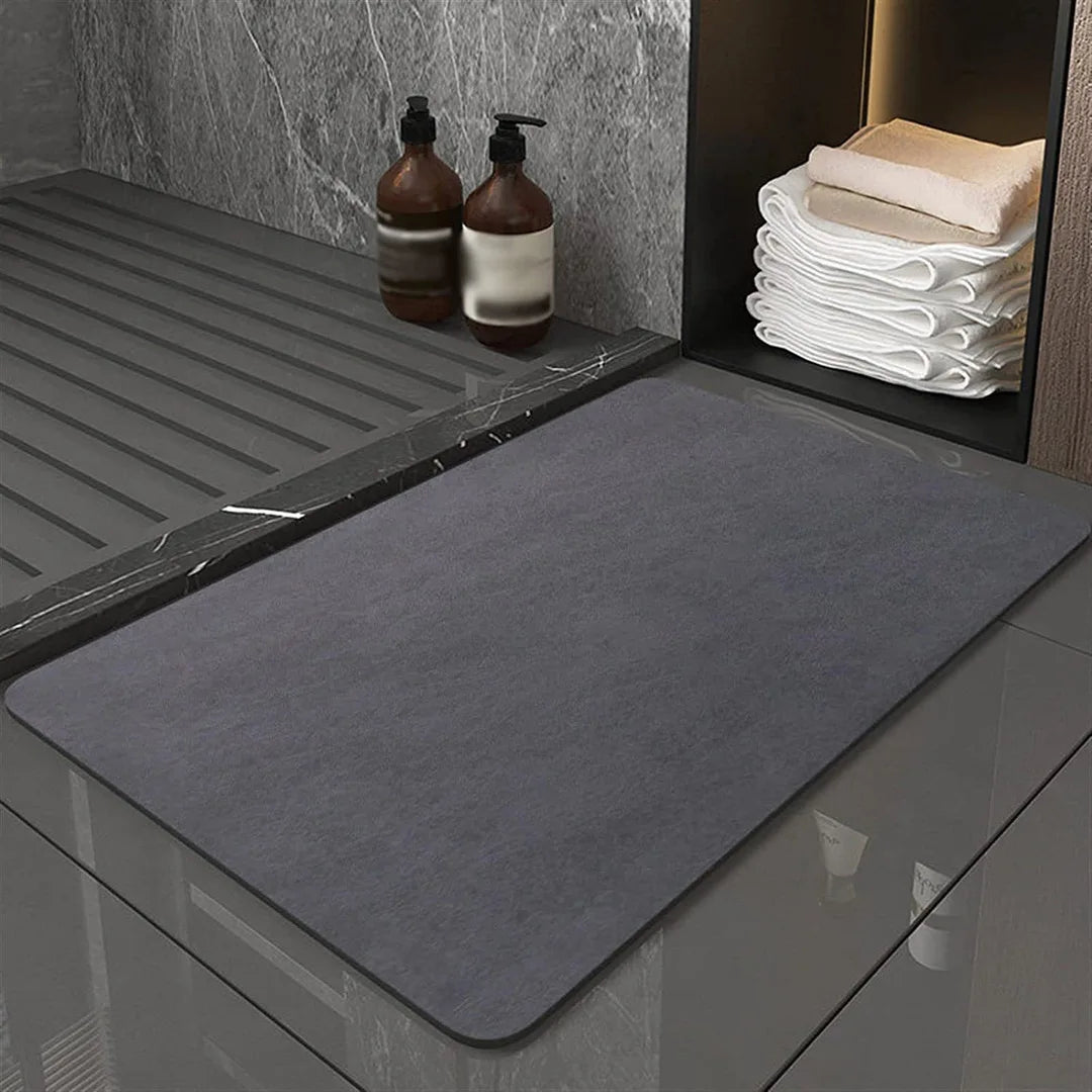 Diatomaceous earth bath mat