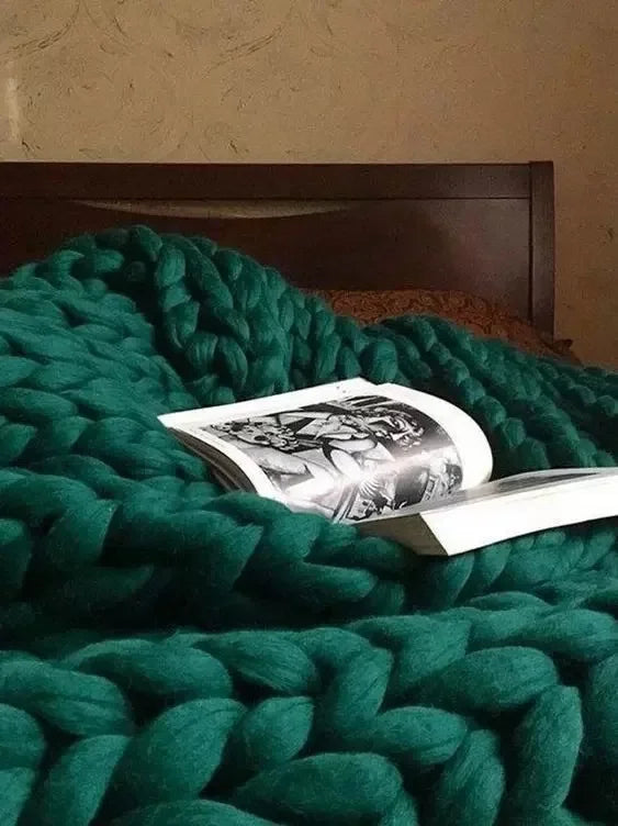 Extra-Large Chunky Knit Chenille Blanket - Soft, Warm Fleece for Couch and Bed 8