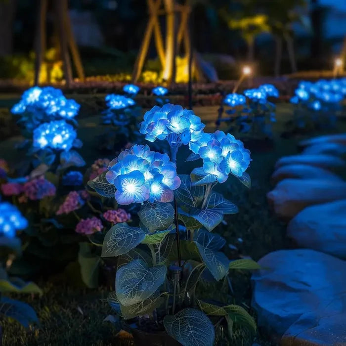 Solar Hydrangea Garden Lights – Flower Clusters That Glow Softly After Dark