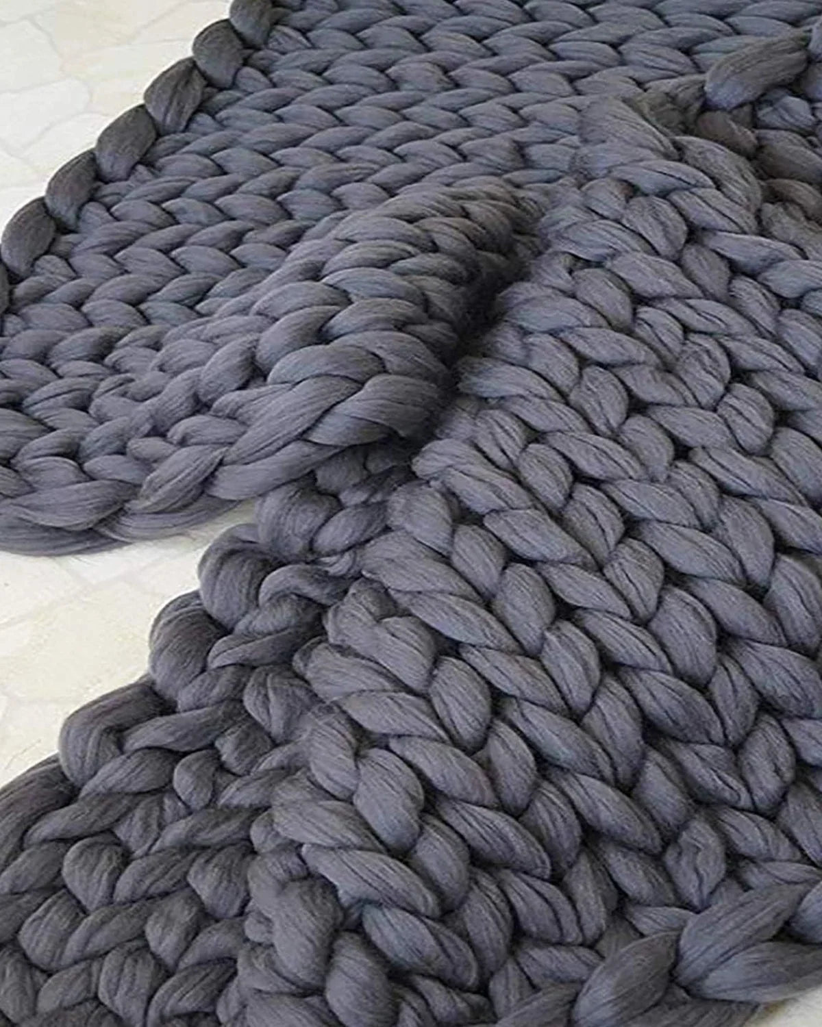 Chunky knit throw blanket