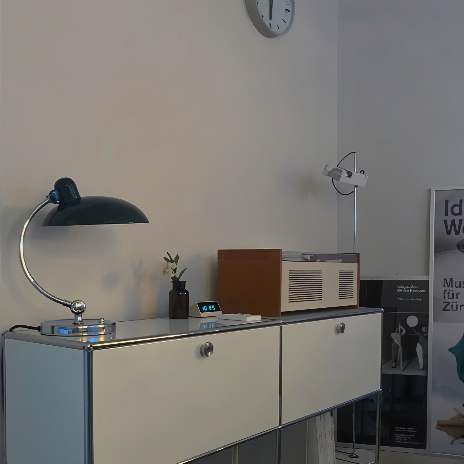 Lampe de table – lampe de bureau en métal réglable avec abat-jour classique en forme de dôme