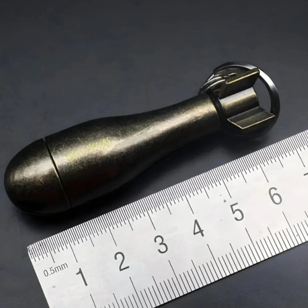 Kalsten | Survival Waterproof Flint Fire Starter Keychain 8
