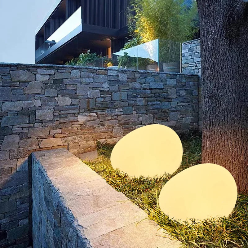 LumiStone – Udendørs Havelampe med varmt LED-lys og Vejrbestandigt Design