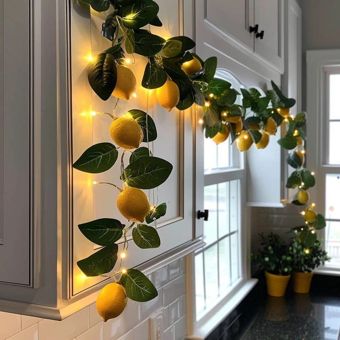 Lighted Garland With Berries and Leaves – Fairy Light Strand in Five Styles