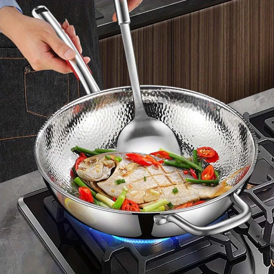 Wok en titane – Fond rond compatible induction, léger et diffusion rapide de la chaleur