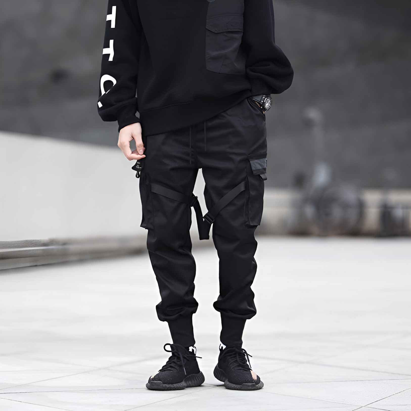 Mens Cargo Pants Black Adjustable Straps Durable Urban Trousers 0